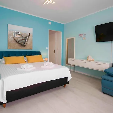 Guest house A-more