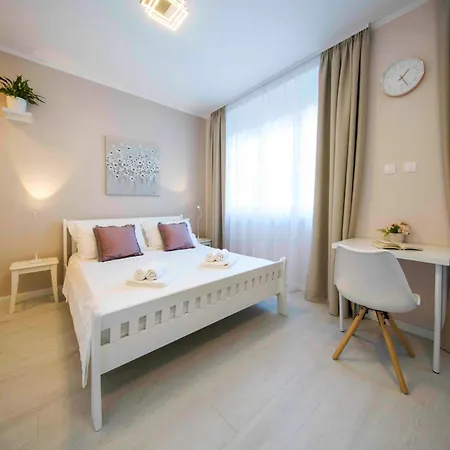 A-more Guest house *