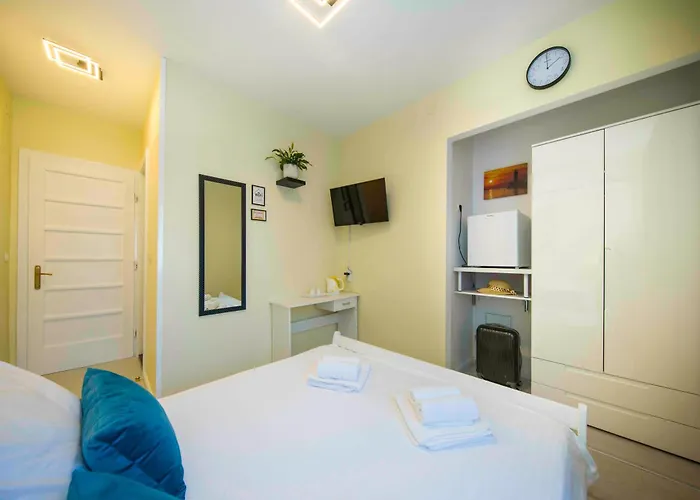 Konukevi A-more Split