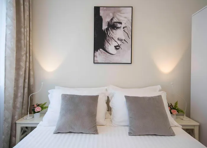 Konukevi A-more Split